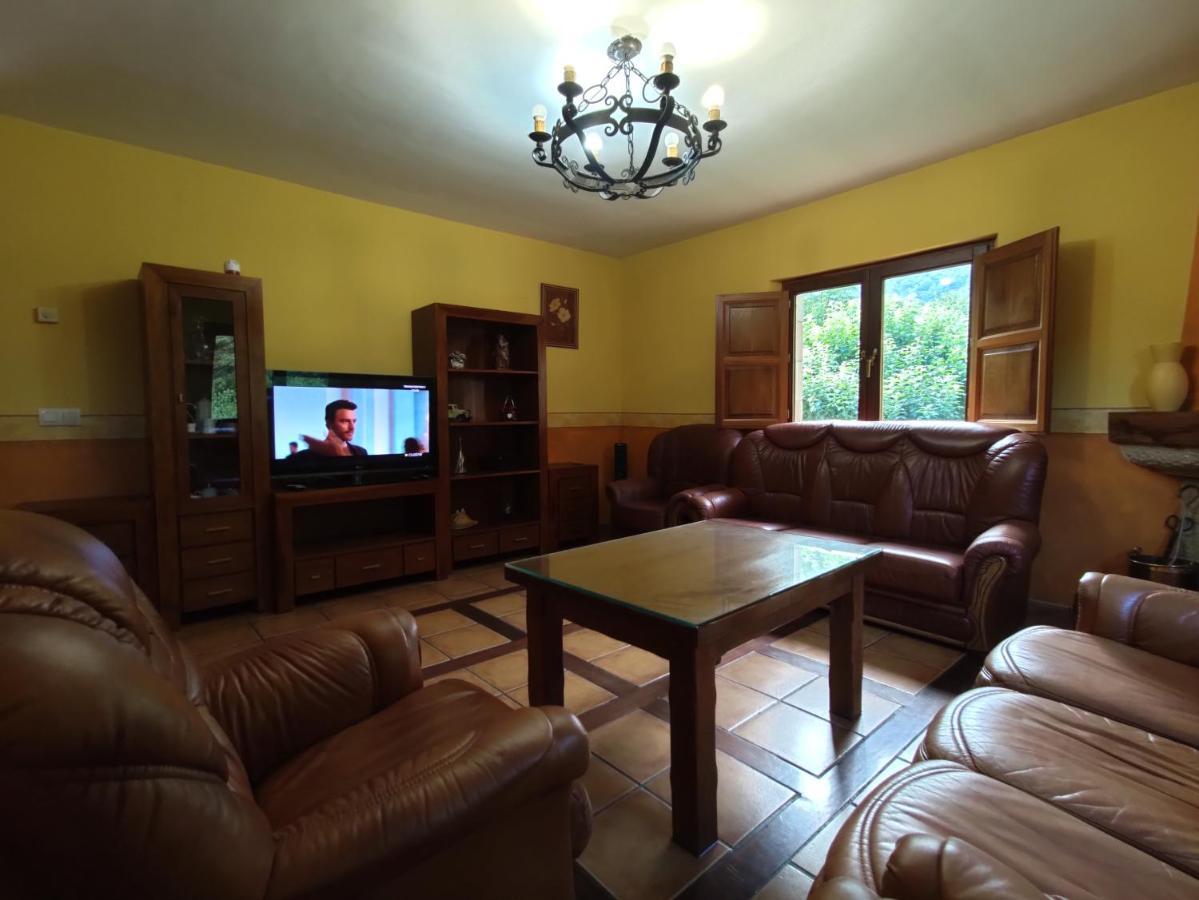 Casa El Vinadal Villa Arguebanes Luaran gambar