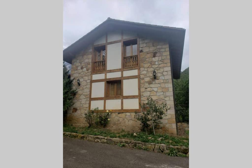 Casa El Vinadal Villa Arguebanes Luaran gambar