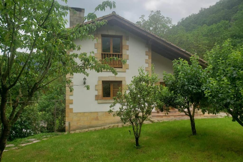 Casa El Vinadal Villa Arguebanes Luaran gambar