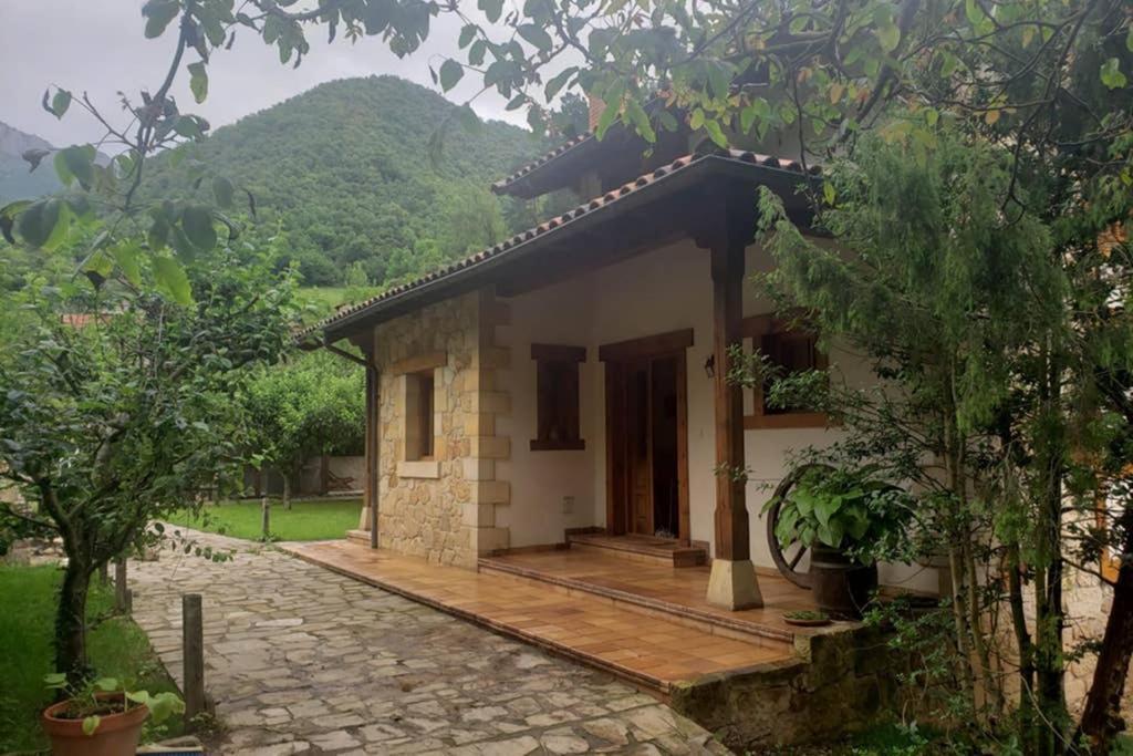 Casa El Vinadal Villa Arguebanes Luaran gambar